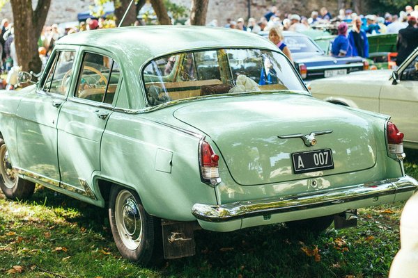 Comment adopter les boucles d'oreilles de luxe pour un style raffiné